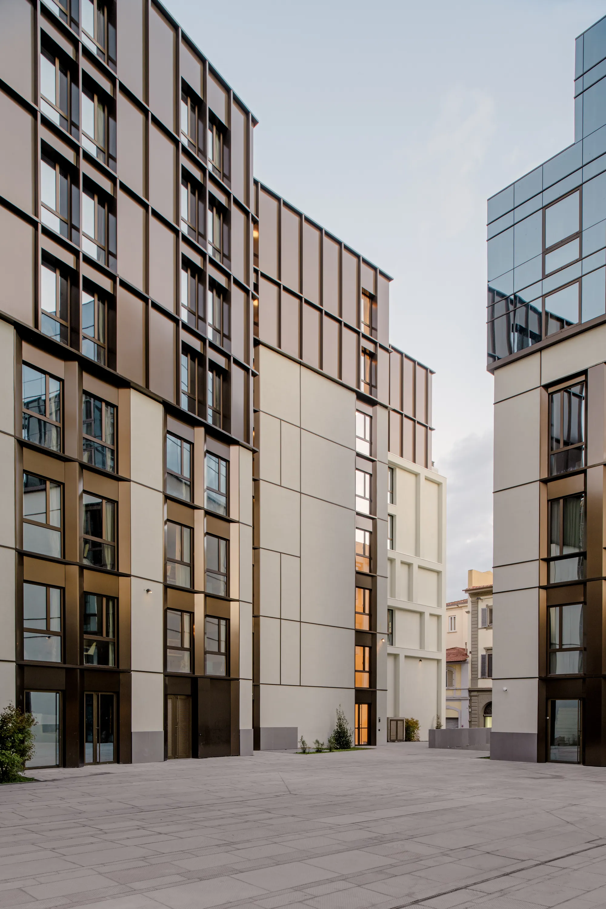 Teatro Luxury Apartments - Image 5