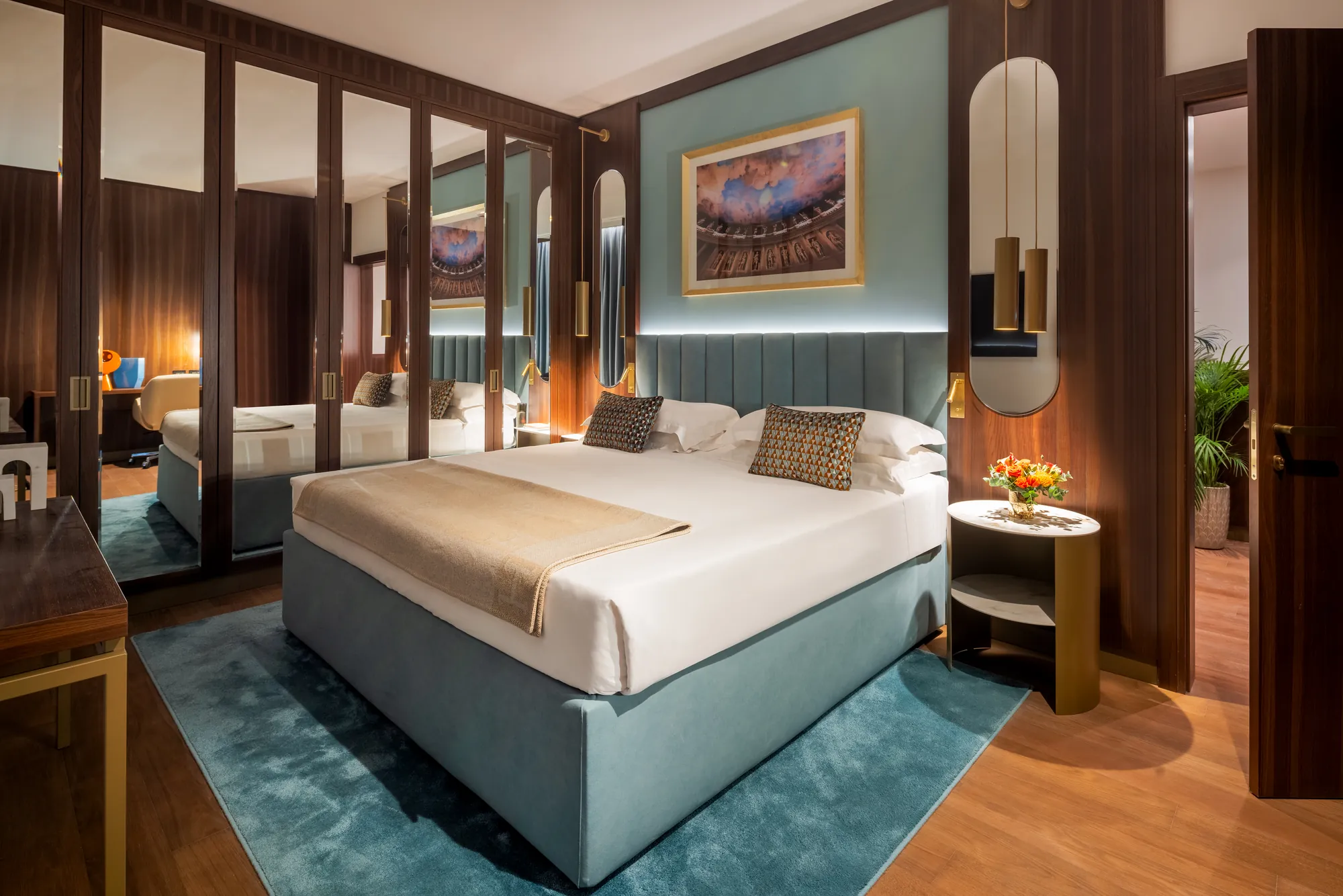 Teatro Luxury Apartments - Image 7