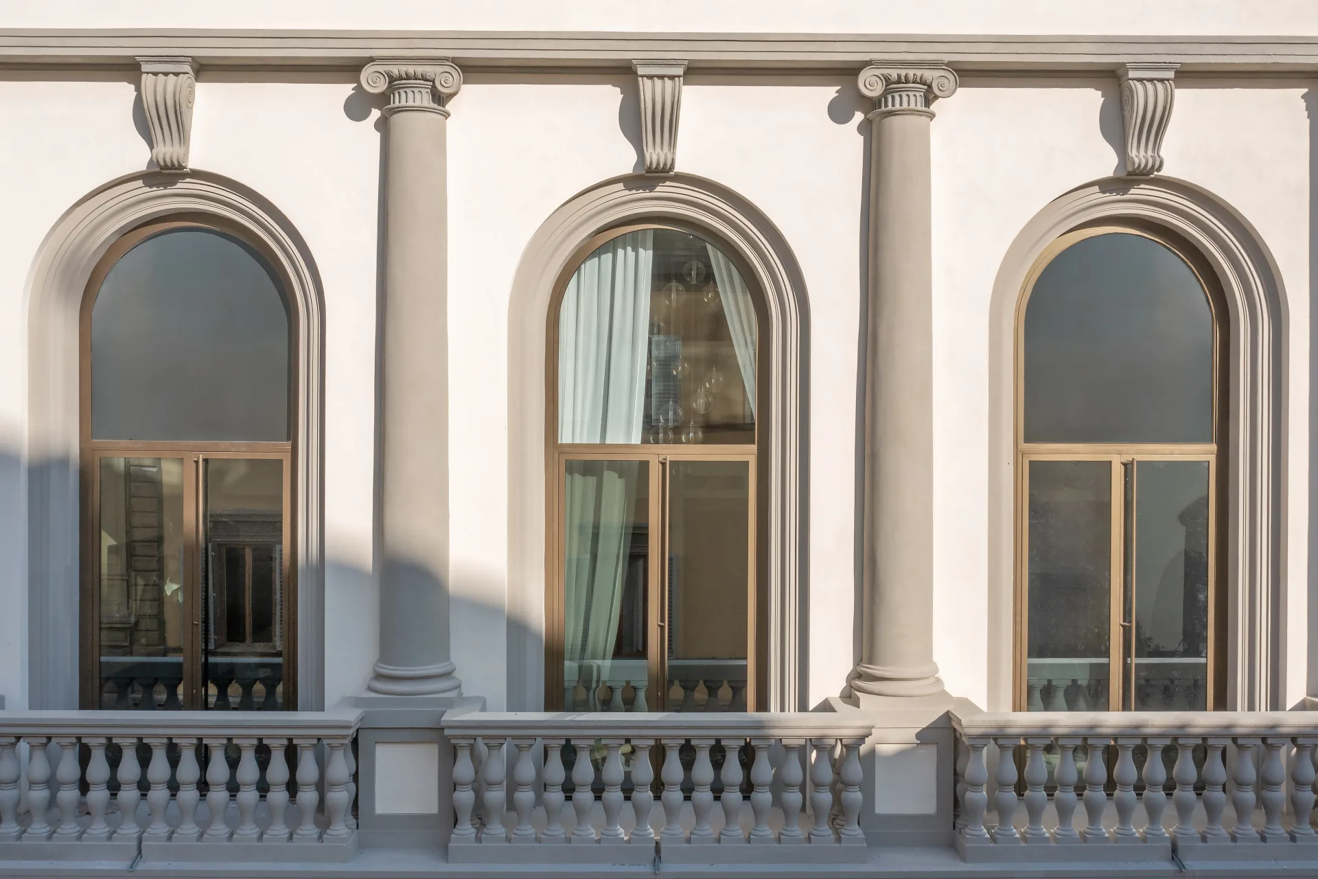Teatro Luxury Apartments - Image 3